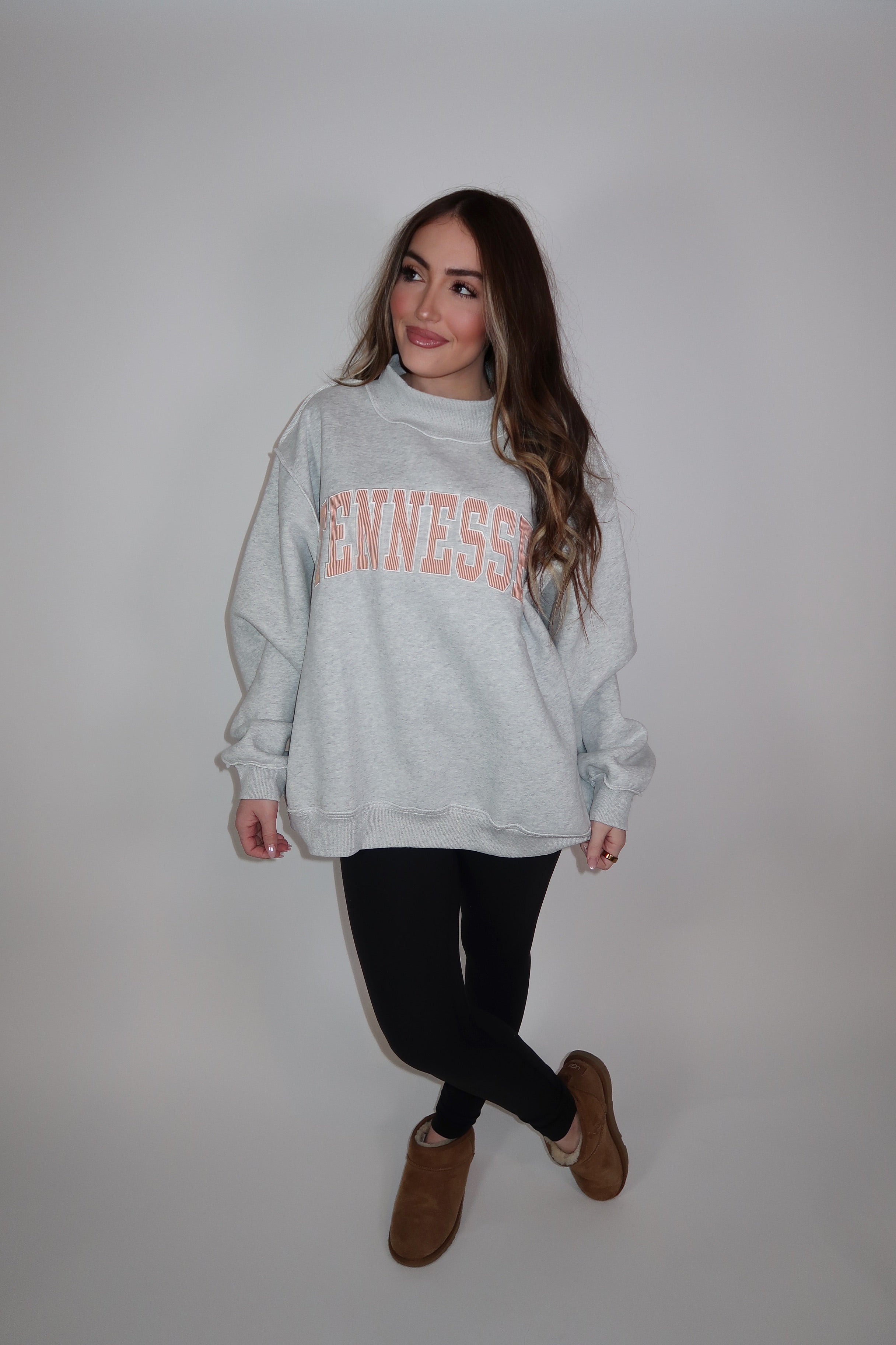 Tennessee Mockneck- Grey