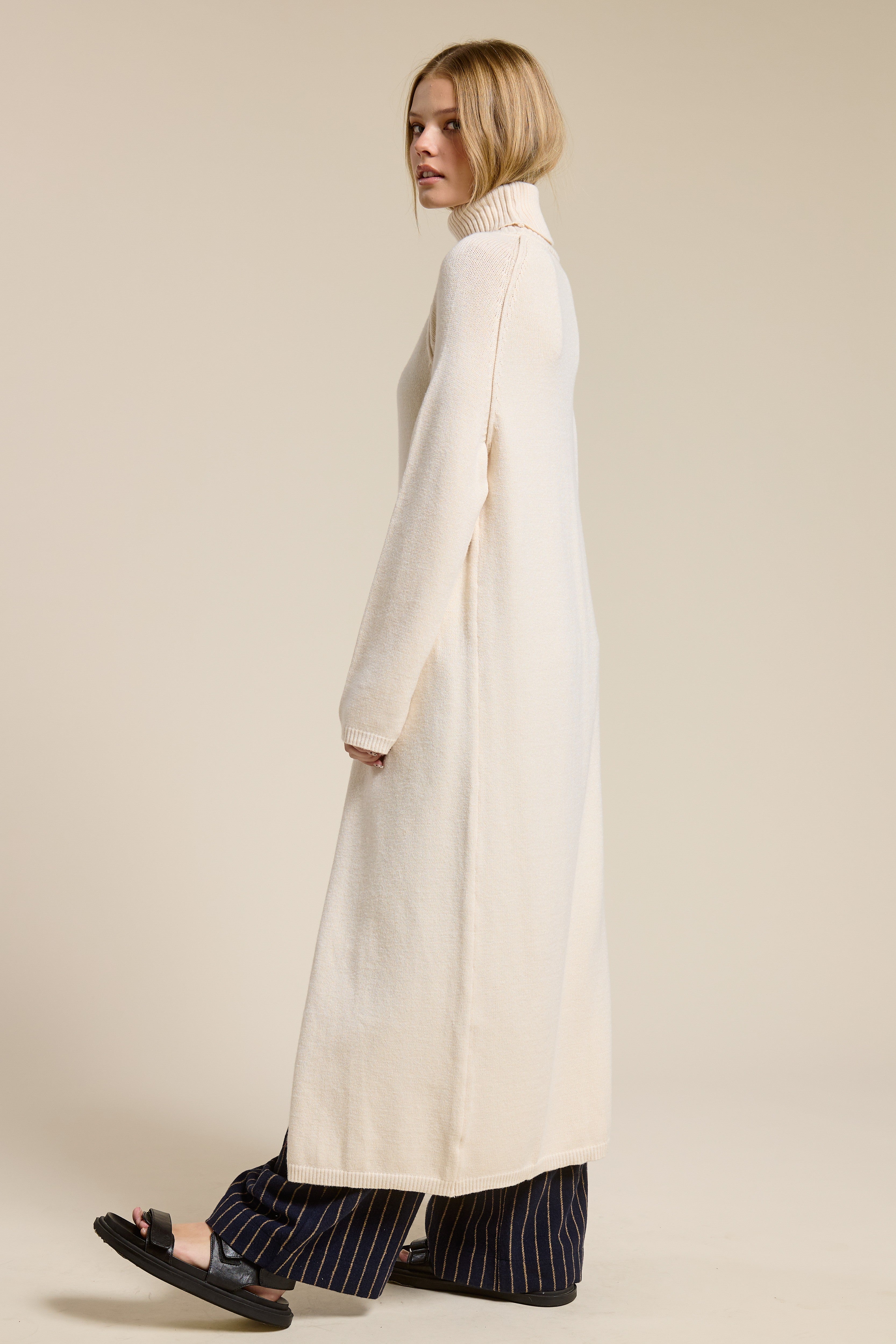 Tommie Turtleneck Tunic Sweater Dress- Ecru