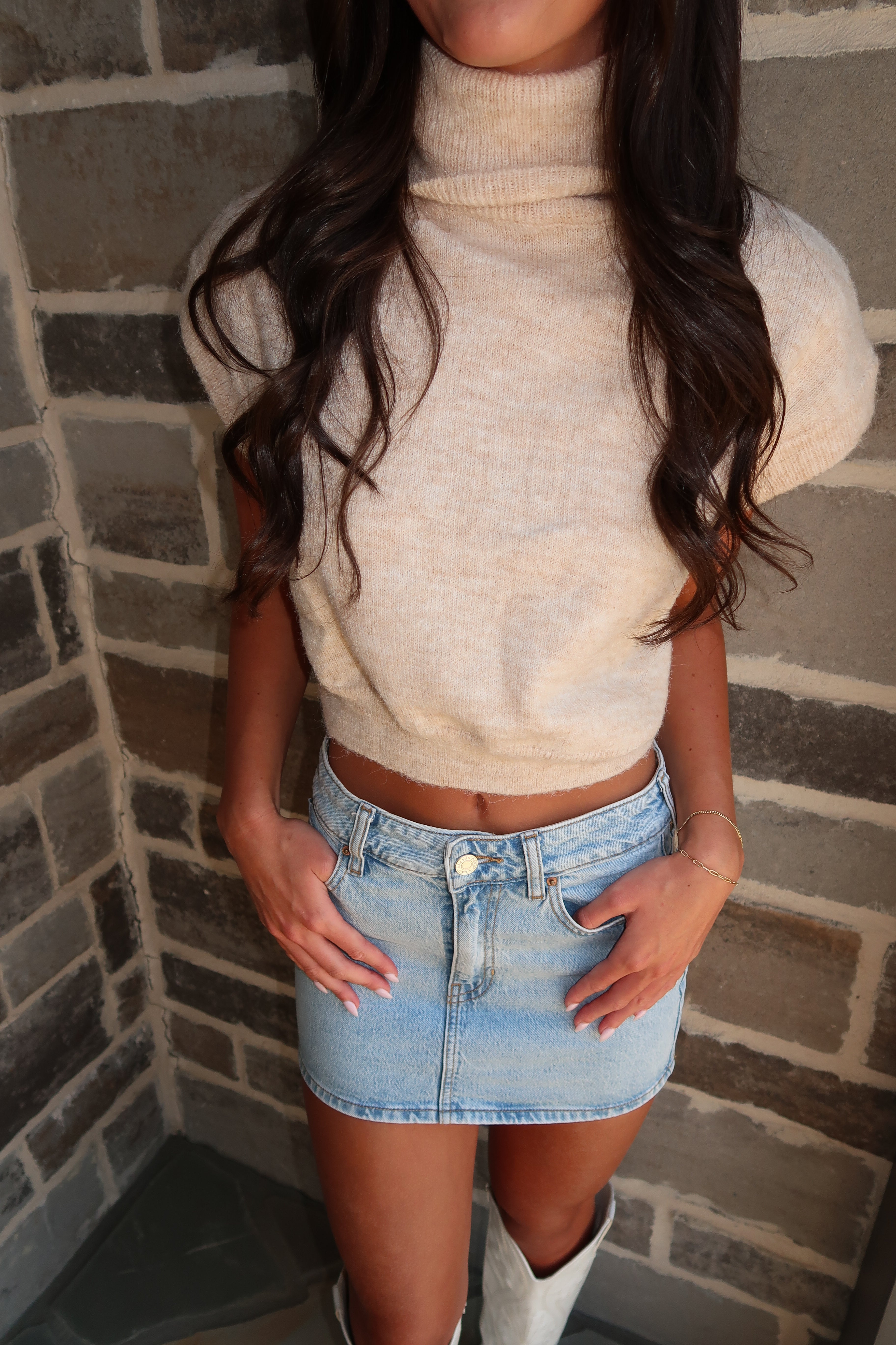Iris Turtle Neck Cap Sleeve Top- Sand