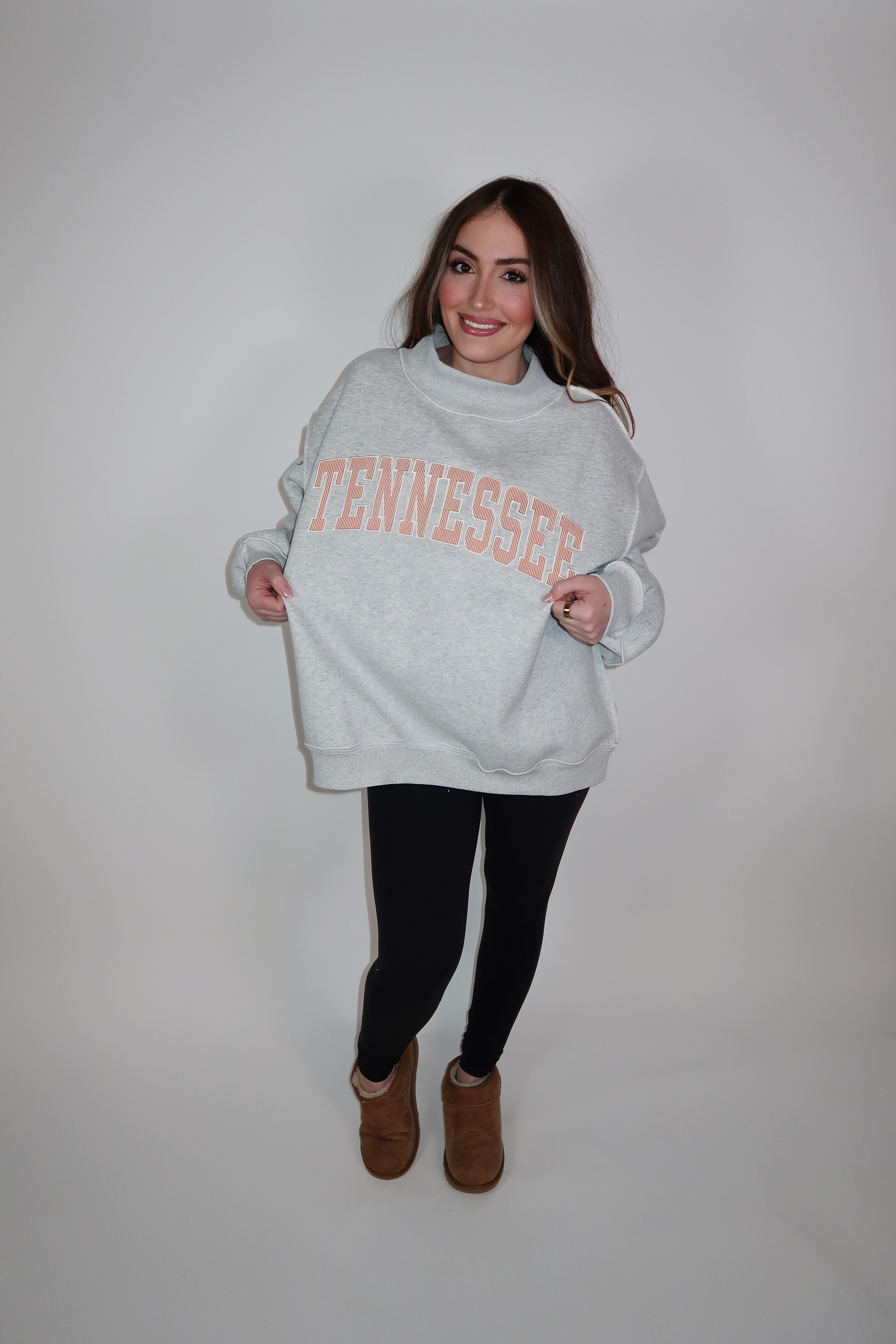 Tennessee Mockneck- Grey