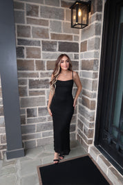 Aislinn Detailed Maxi Dress- Black