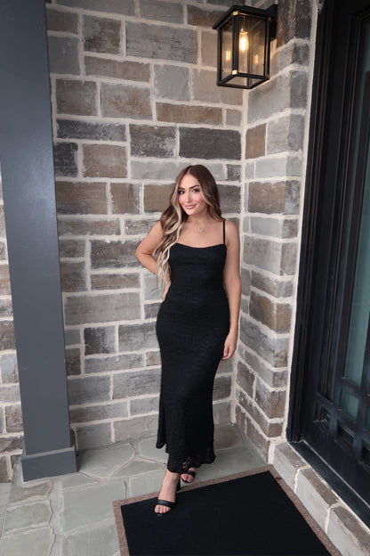 Aislinn Detailed Maxi Dress- Black